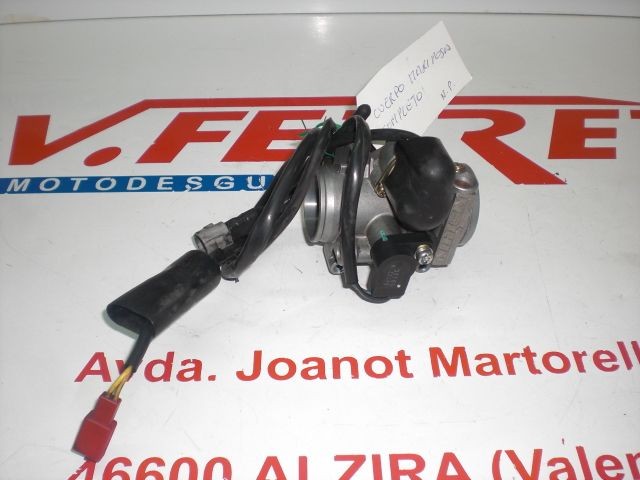 CUERPO MARIPOSA COMPLETO de repuesto de una moto SUZUKI BURGMAN 400 2006