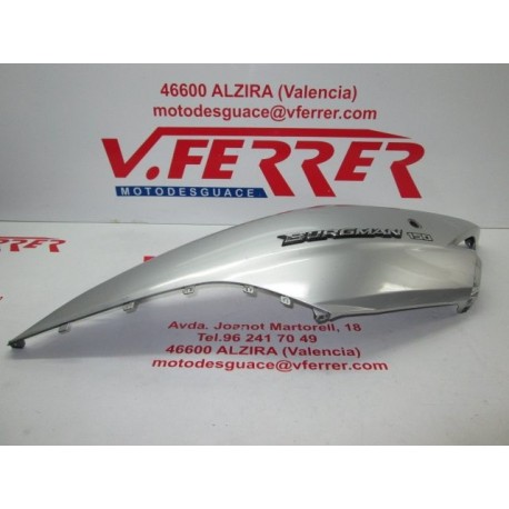 TAPA LATERAL TRASERA IZQUIERDA de repuesto de una moto SUZUKI BURGMAN 150 2003