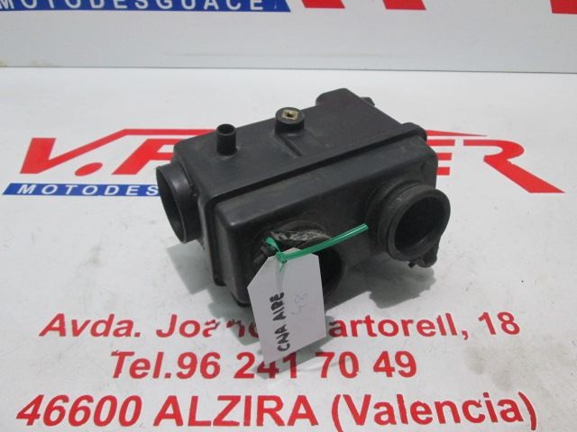 CAJA FILTRO AIRE de repuesto de una moto SUZUKI BURGMAN 650 2003.