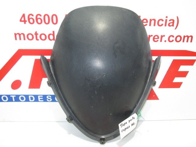 TAPA PORTA CUPULA DELANTERA de repuesto de una moto SUZUKI BURGMAN 150 UH 150 2003