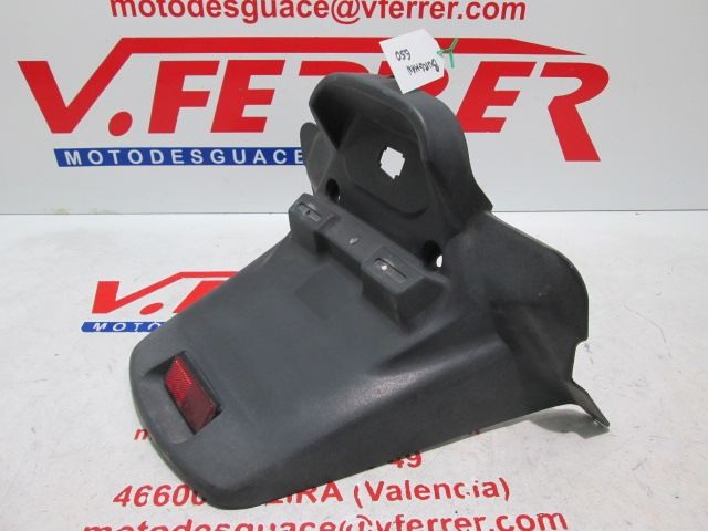 PORTAMATRICULAS de repuesto de una moto SUZUKI BURGMAN 650 ABS 2006