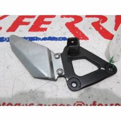 SUPPORT LEFT FRONT FOOTREST Suzuki Gs 500 F 2007