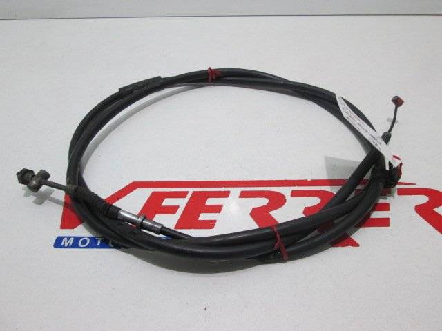 Cable freno mano de repuesto de una moto una Suzuki Burgman 150 azul del año 2004