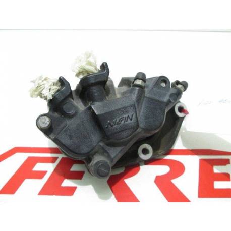 Motorcycle Suzuki Burgman 125 2008 Front Brake Caliper Replacement 