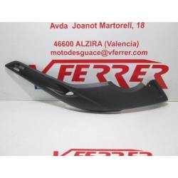 TAPA INFERIOR ASIENTO DERECHA (5GJ-217 2W) Tmax 500 2004