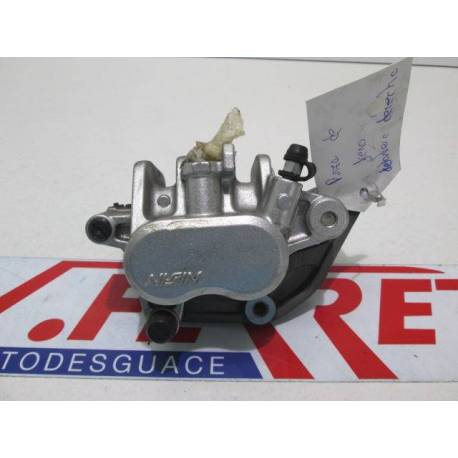 FRONT RIGHT BRAKE CALIPER Burgman 650 2003